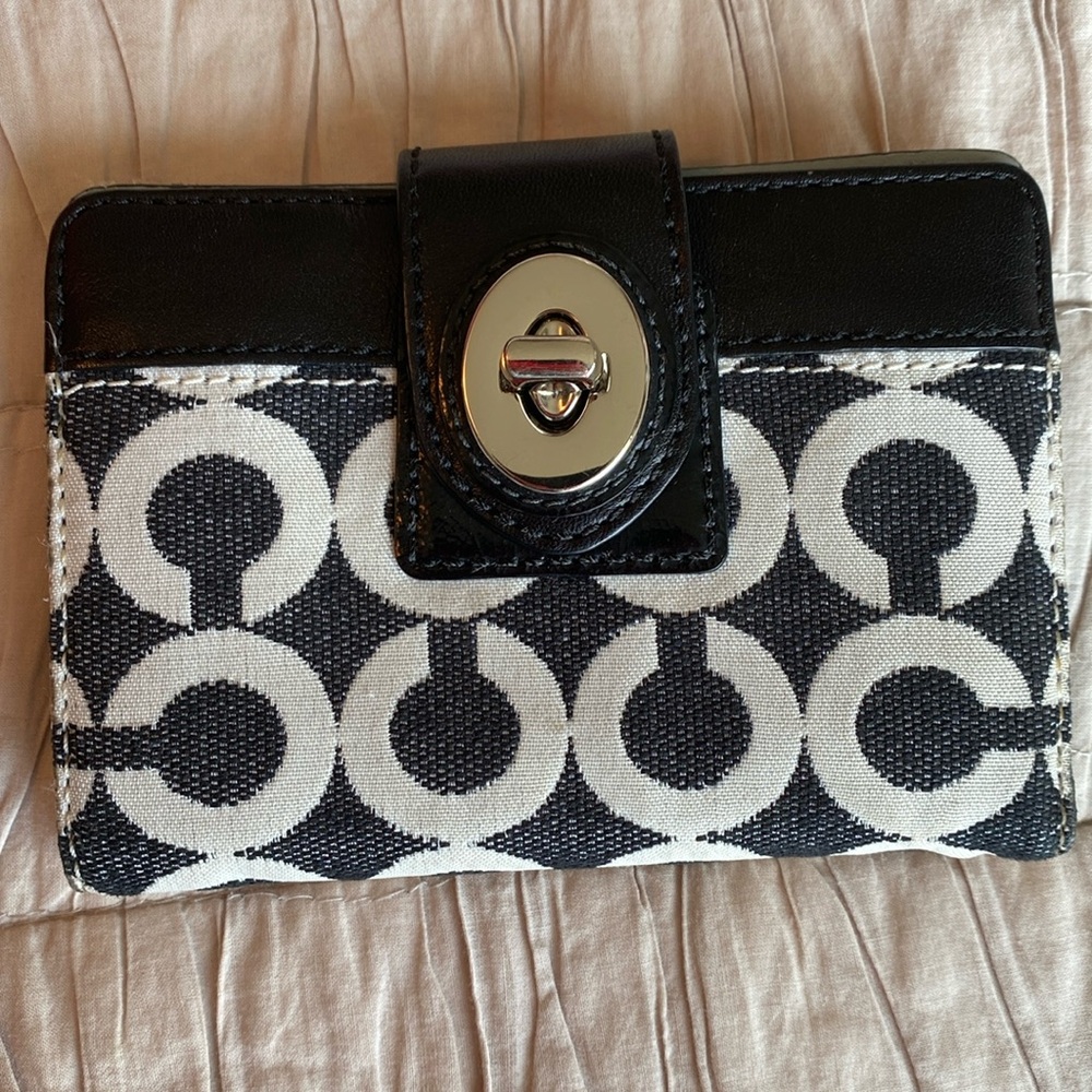 Authentic Coach Wallet